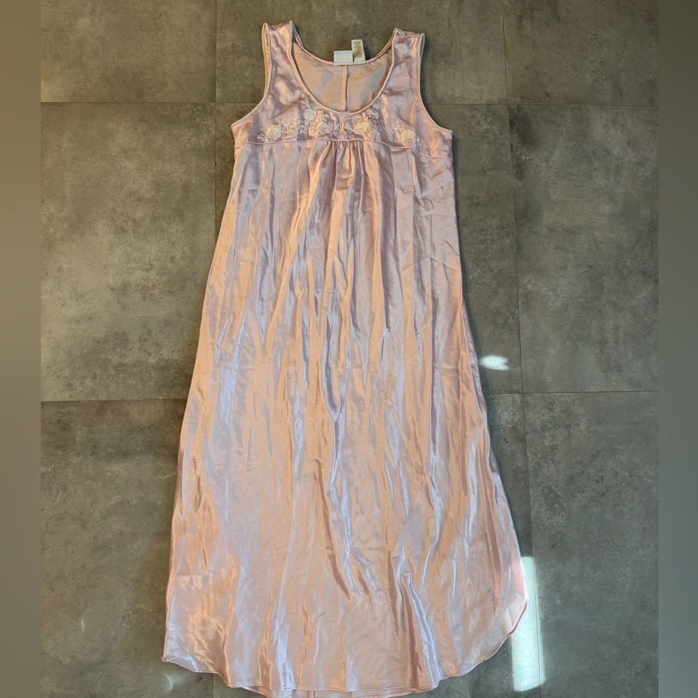 Adonna Elegant Pink Sleeveless Night Dress | M